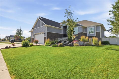 Tiny photo for 6082 W 5350 S, Hooper, UT 84315 (MLS # 2170118)