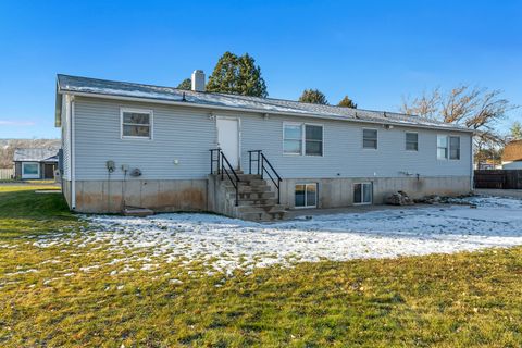 Tiny photo for 1612 E CANYON DR, South Weber, UT 84405 (MLS # 2131369)