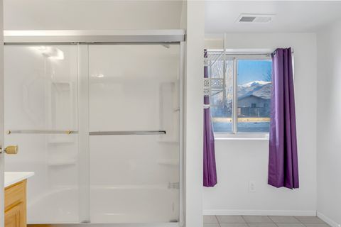 Tiny photo for 1612 E CANYON DR, South Weber, UT 84405 (MLS # 2131369)