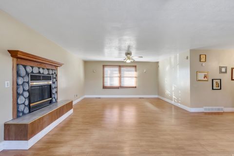 Tiny photo for 1612 E CANYON DR, South Weber, UT 84405 (MLS # 2131369)