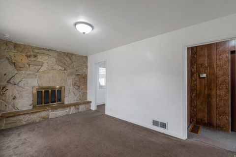 Tiny photo for 544 S 500 E, Payson, UT 84651 (MLS # 2147163)