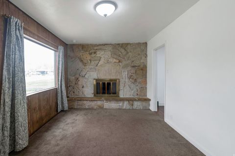 Tiny photo for 544 S 500 E, Payson, UT 84651 (MLS # 2147163)