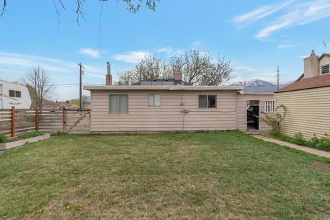 Tiny photo for 544 S 500 E, Payson, UT 84651 (MLS # 2147163)