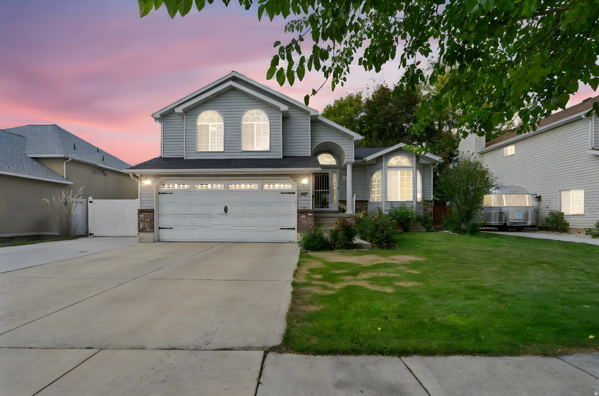 CENTRAL PARK EAST - Residential