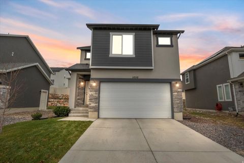 Tiny photo for 1698 S FREESTONE BLVD, Santaquin, UT 84655 (MLS # 2126113)