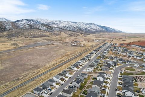 Tiny photo for 1698 S FREESTONE BLVD, Santaquin, UT 84655 (MLS # 2126113)