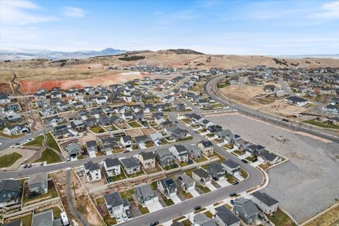 Tiny photo for 1698 S FREESTONE BLVD, Santaquin, UT 84655 (MLS # 2126113)