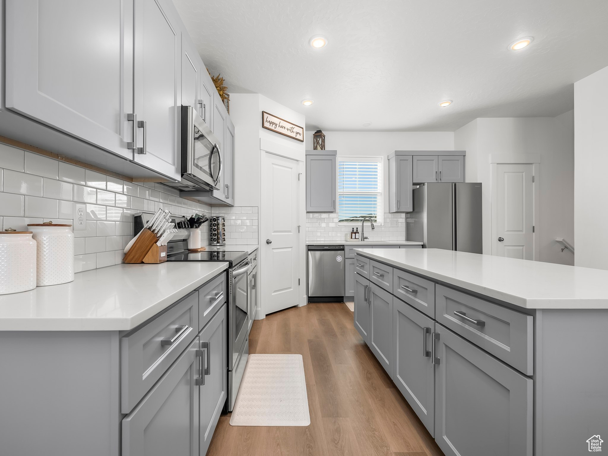 THE TOWNS AT BRYLEE FARMS - Residential