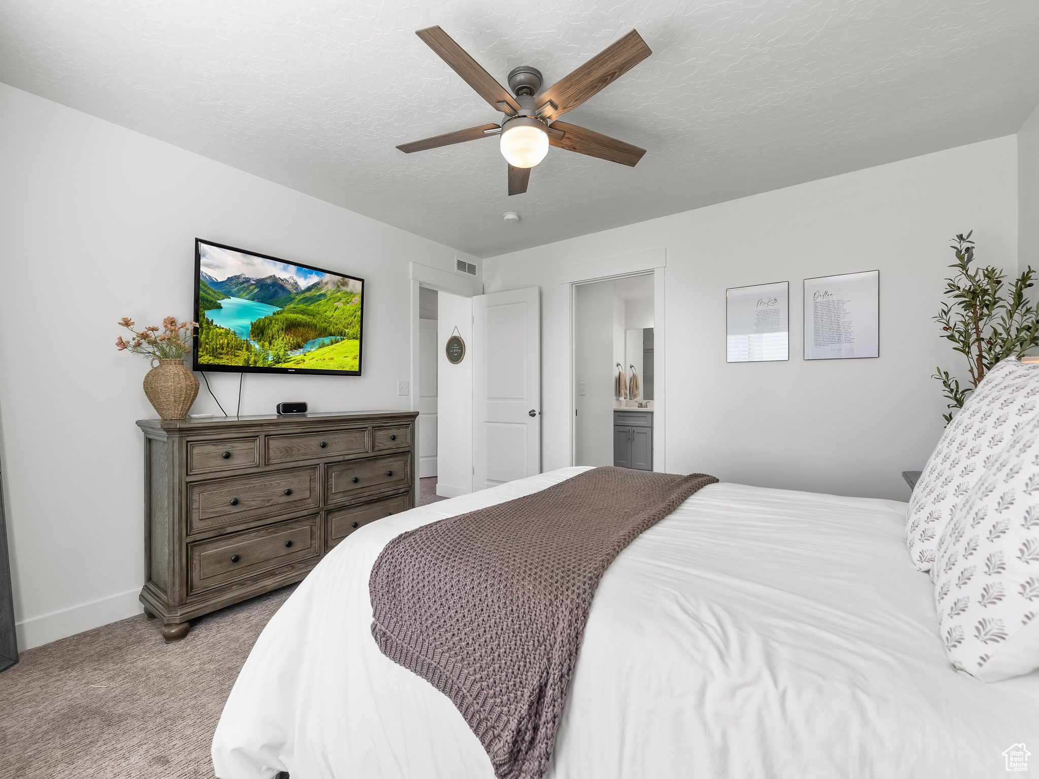 THE TOWNS AT BRYLEE FARMS - Residential