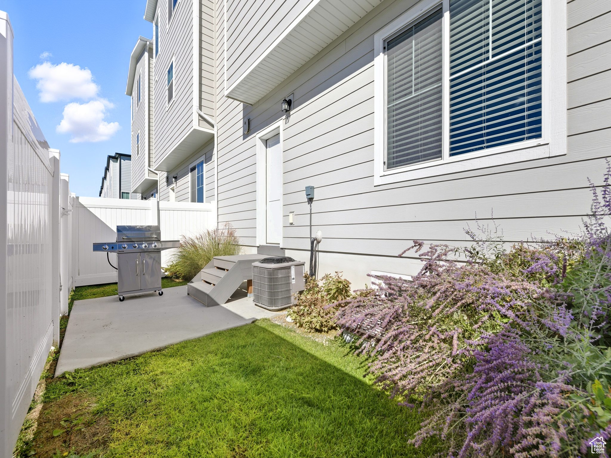 THE TOWNS AT BRYLEE FARMS - Residential