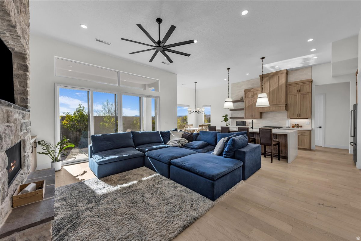 VINEYARD RIDGE PH 2 - Residential