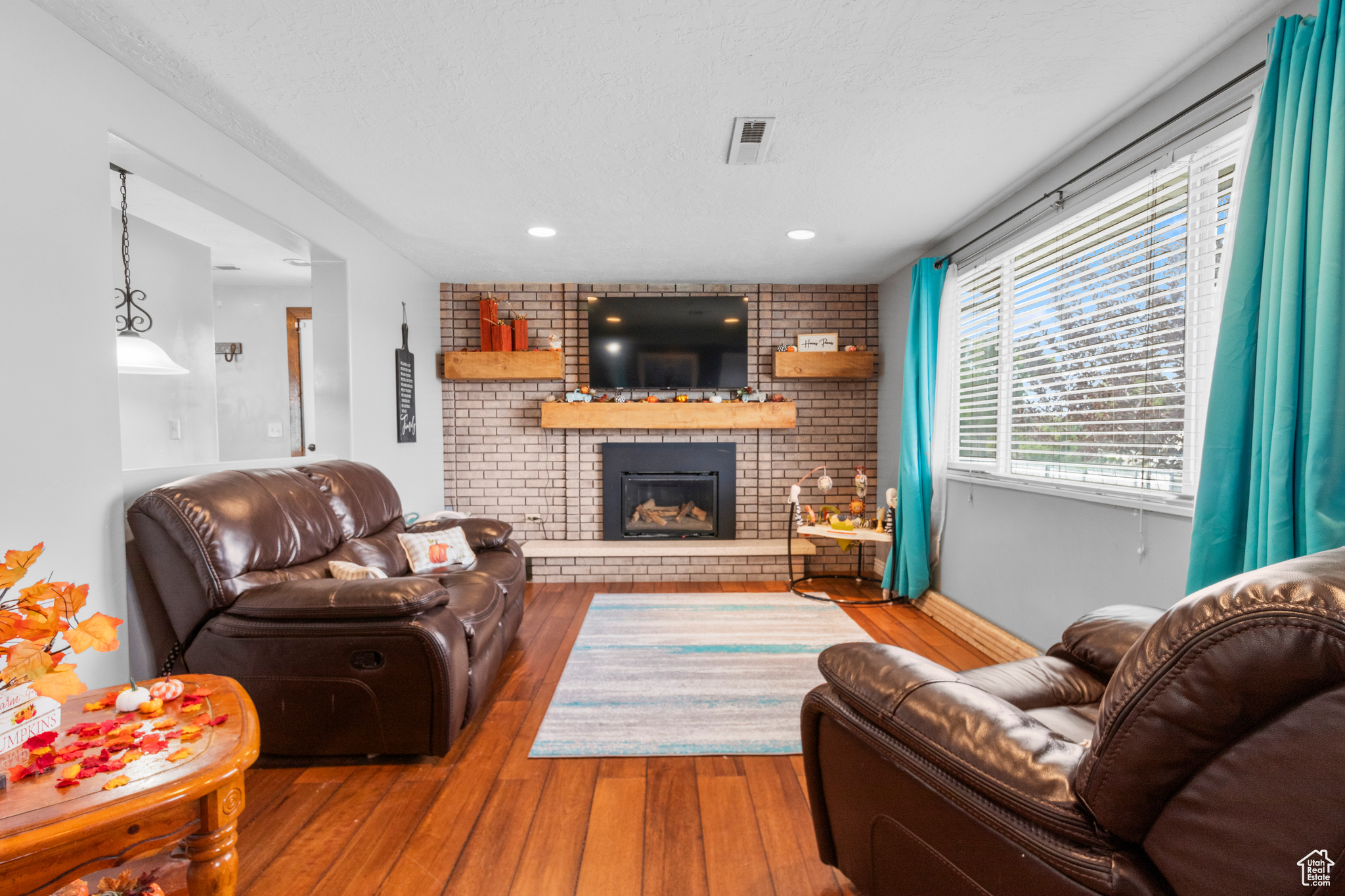 YOUNG PROPERTY - Residential