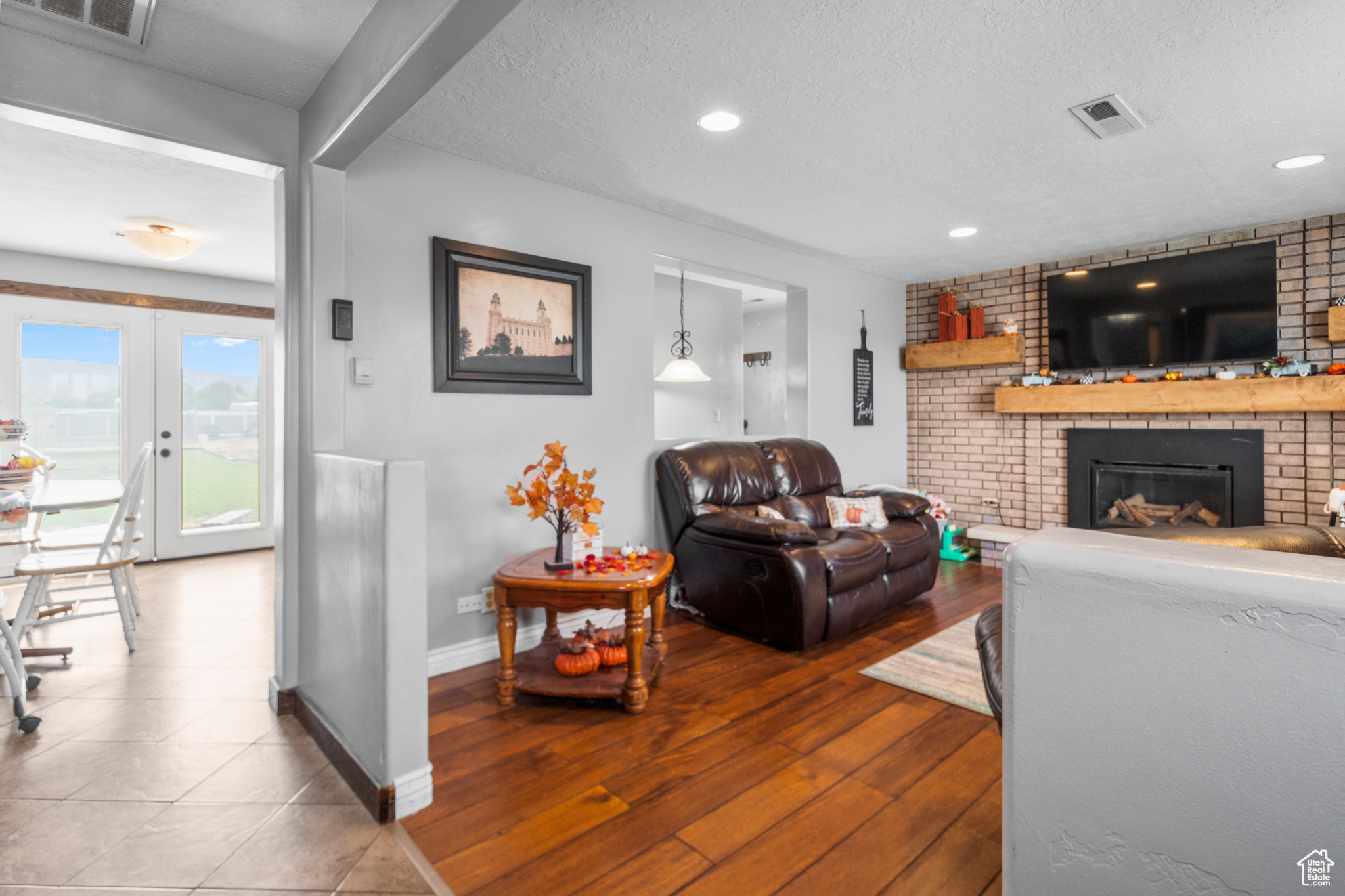YOUNG PROPERTY - Residential
