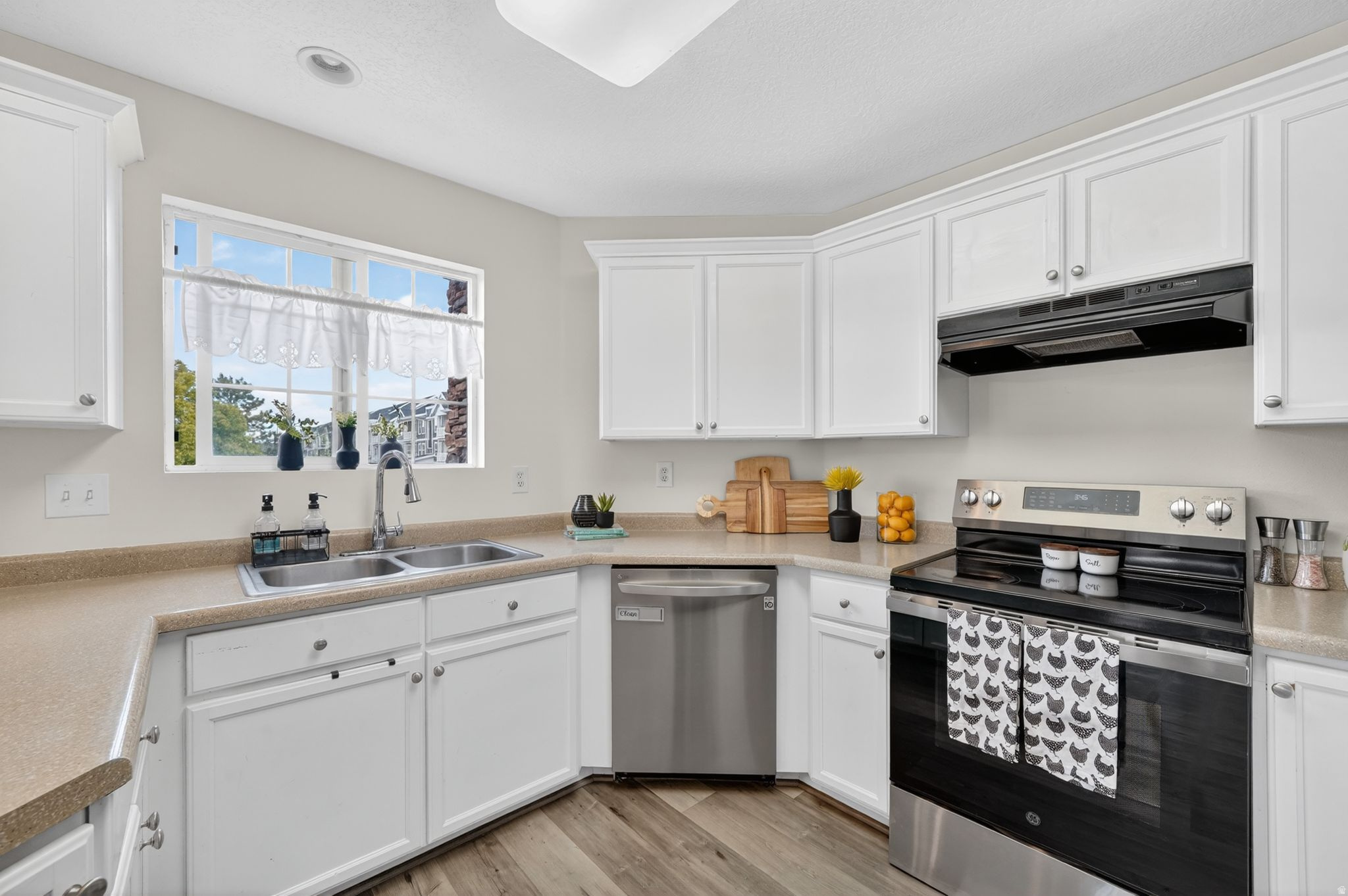 DRAPER PEAKS - Residential