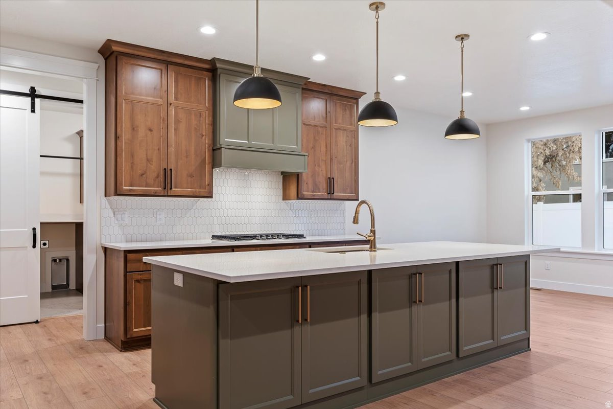 OAKS AT OAKRIDGE - Residential