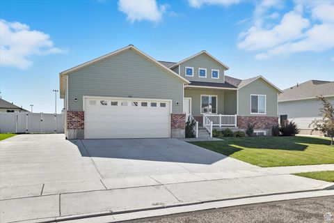 Tiny photo for 101 W 930 S, Tremonton, UT 84337 (MLS # 2116454)