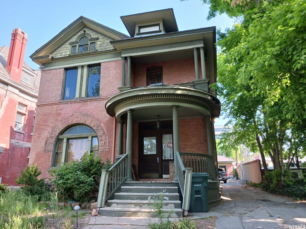 Photo of 419 E 100 S, Salt Lake City, UT 84111 (MLS # 2130385)