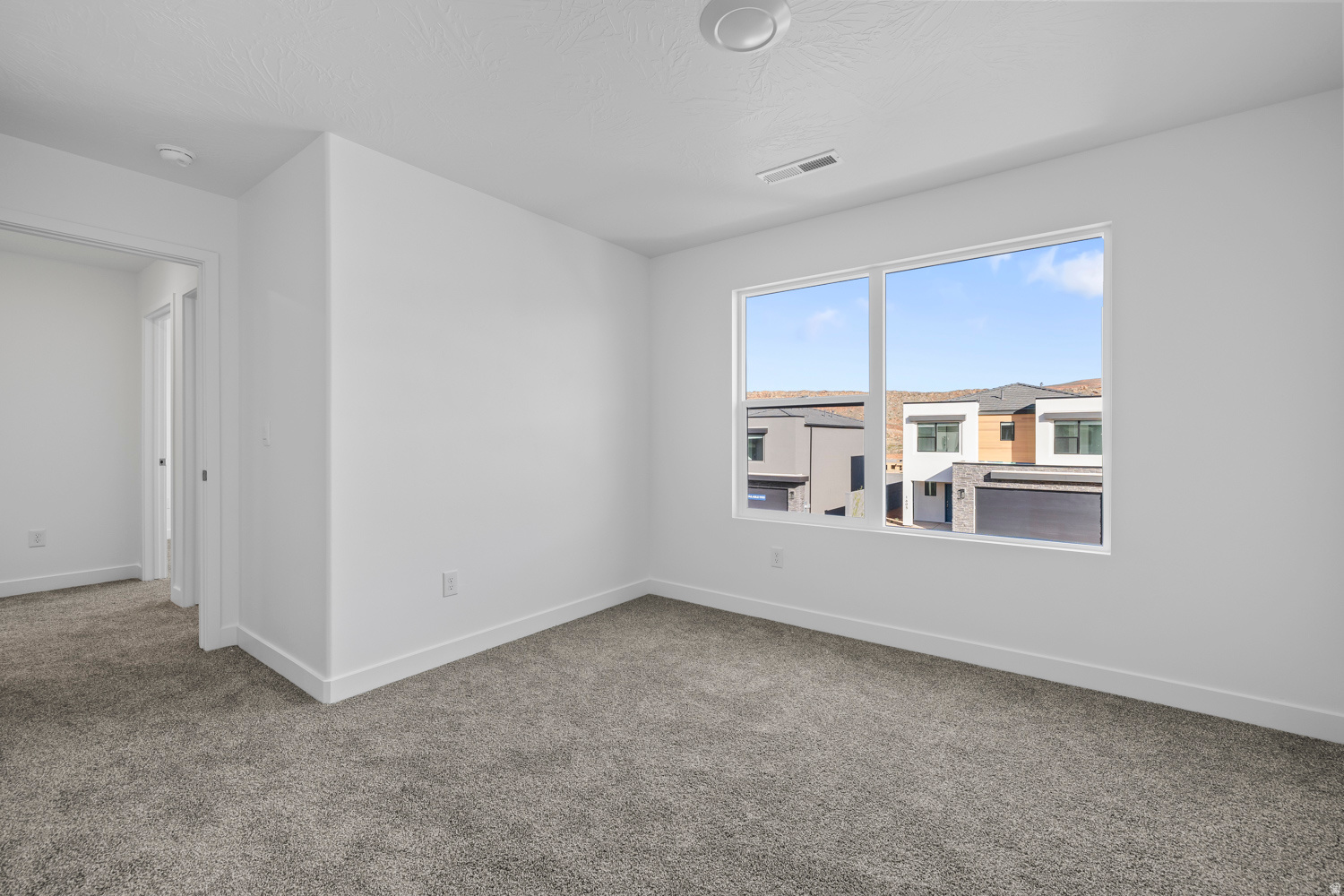 LONG VALLEY - Residential