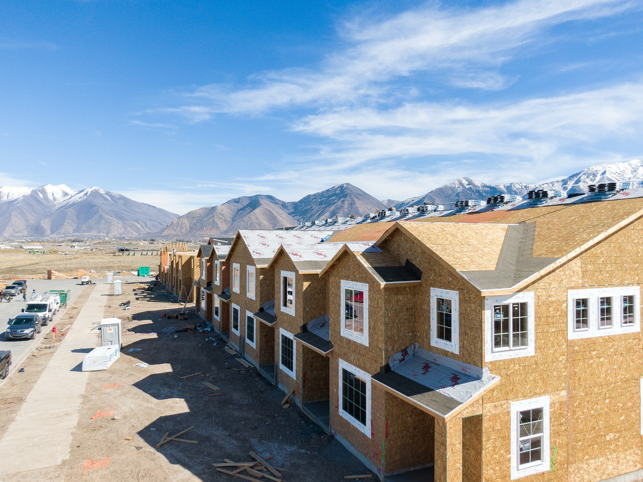 ARROWHEAD SPRINGS - Residential