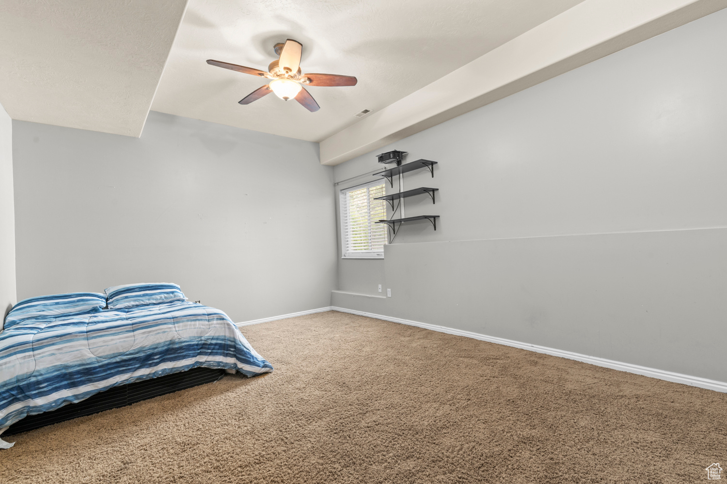 1986 E Dan, Layton, Utah image 36