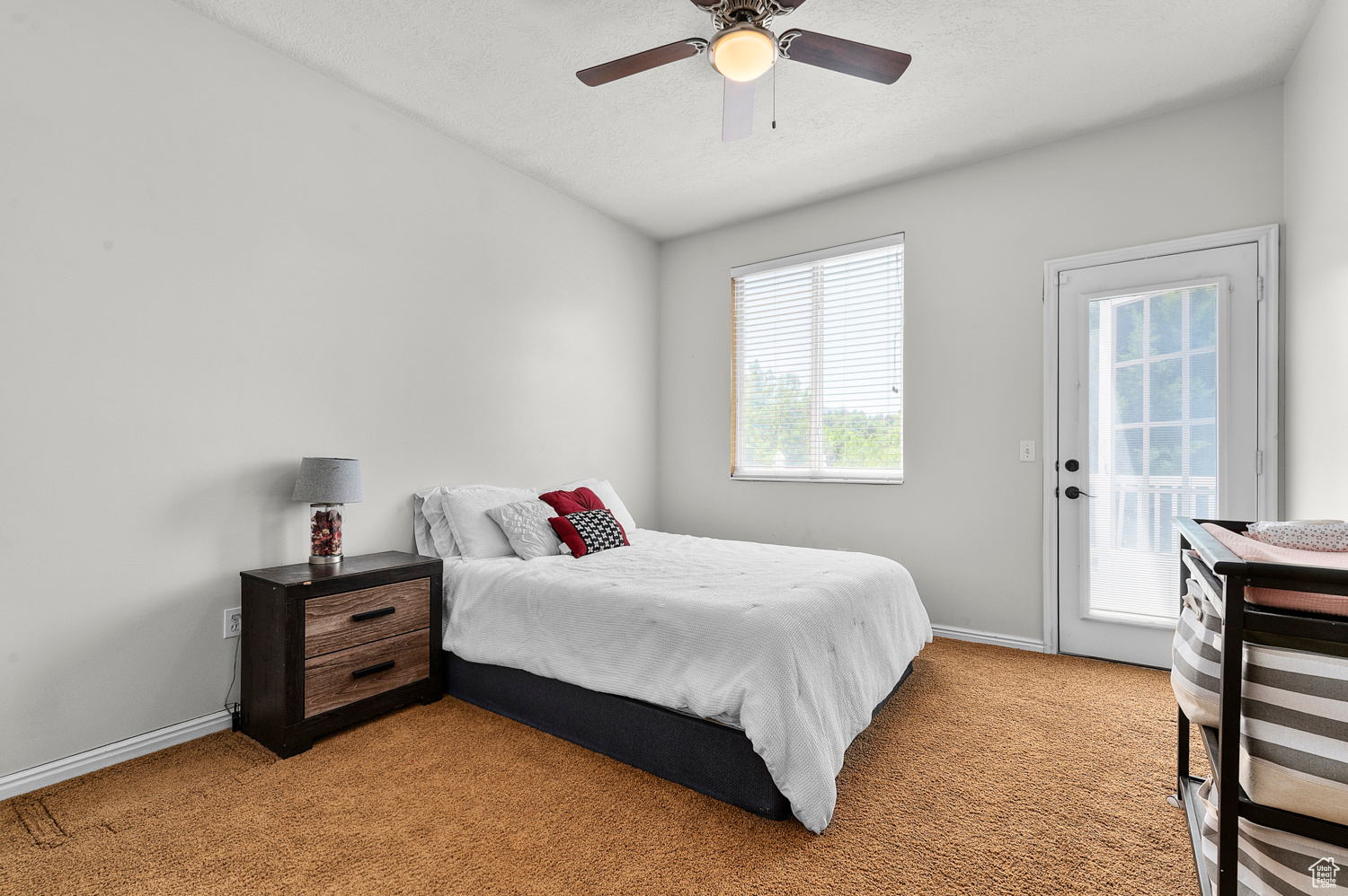 1986 E Dan, Layton, Utah image 28