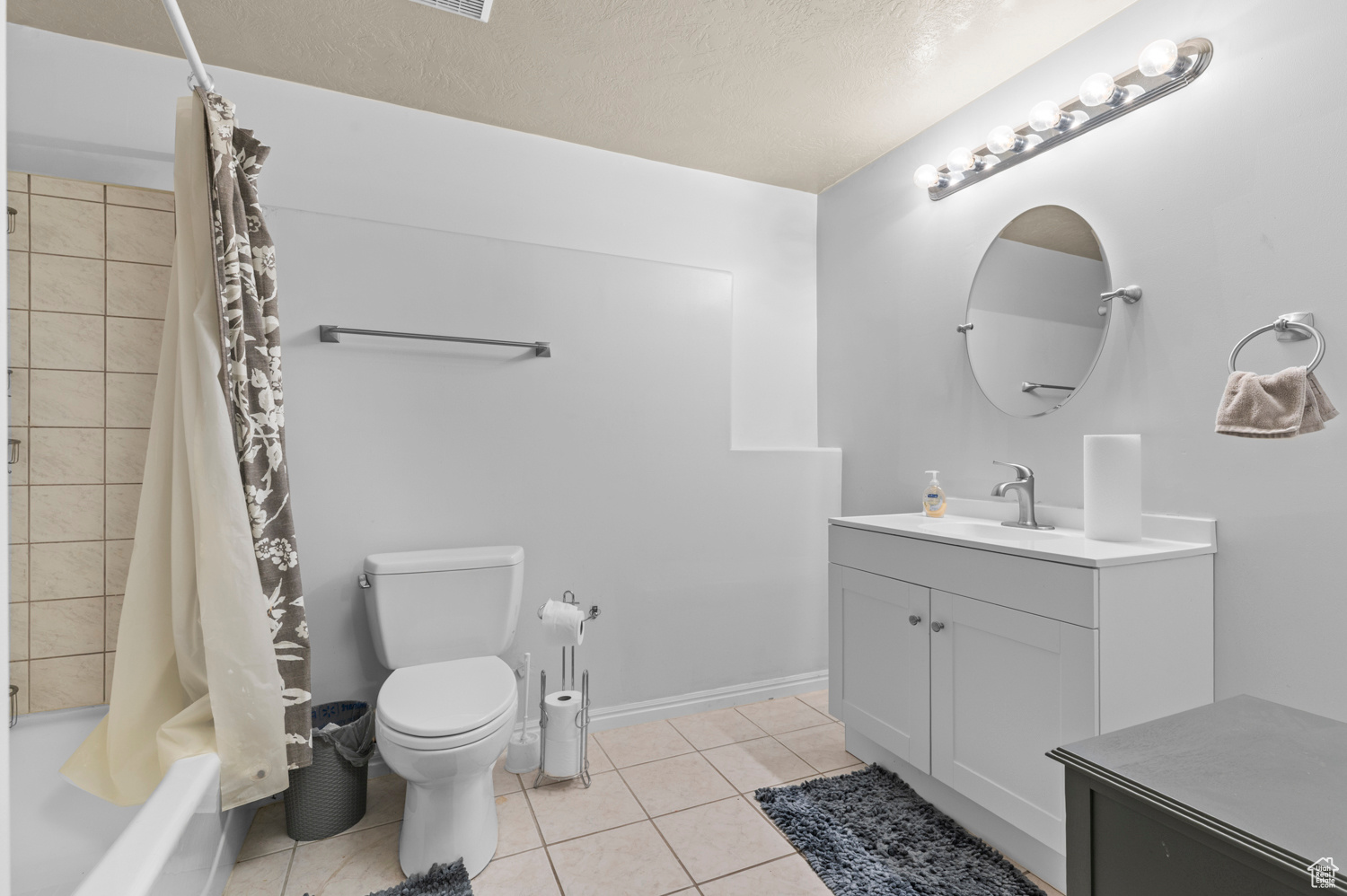 1986 E Dan, Layton, Utah image 37