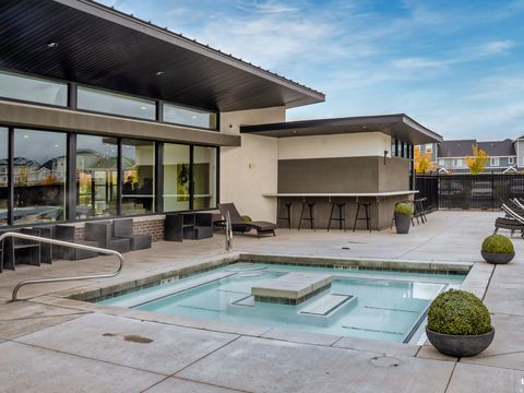 Tiny photo for 283 N 590 E, Vineyard, UT 84059 (MLS # 2128973)