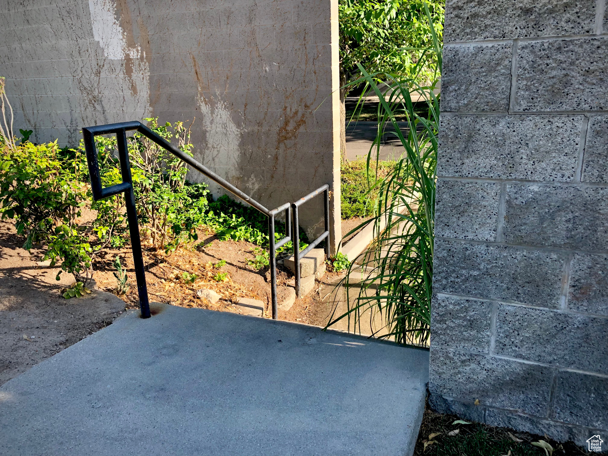 LANDON VILLAGE - Residential