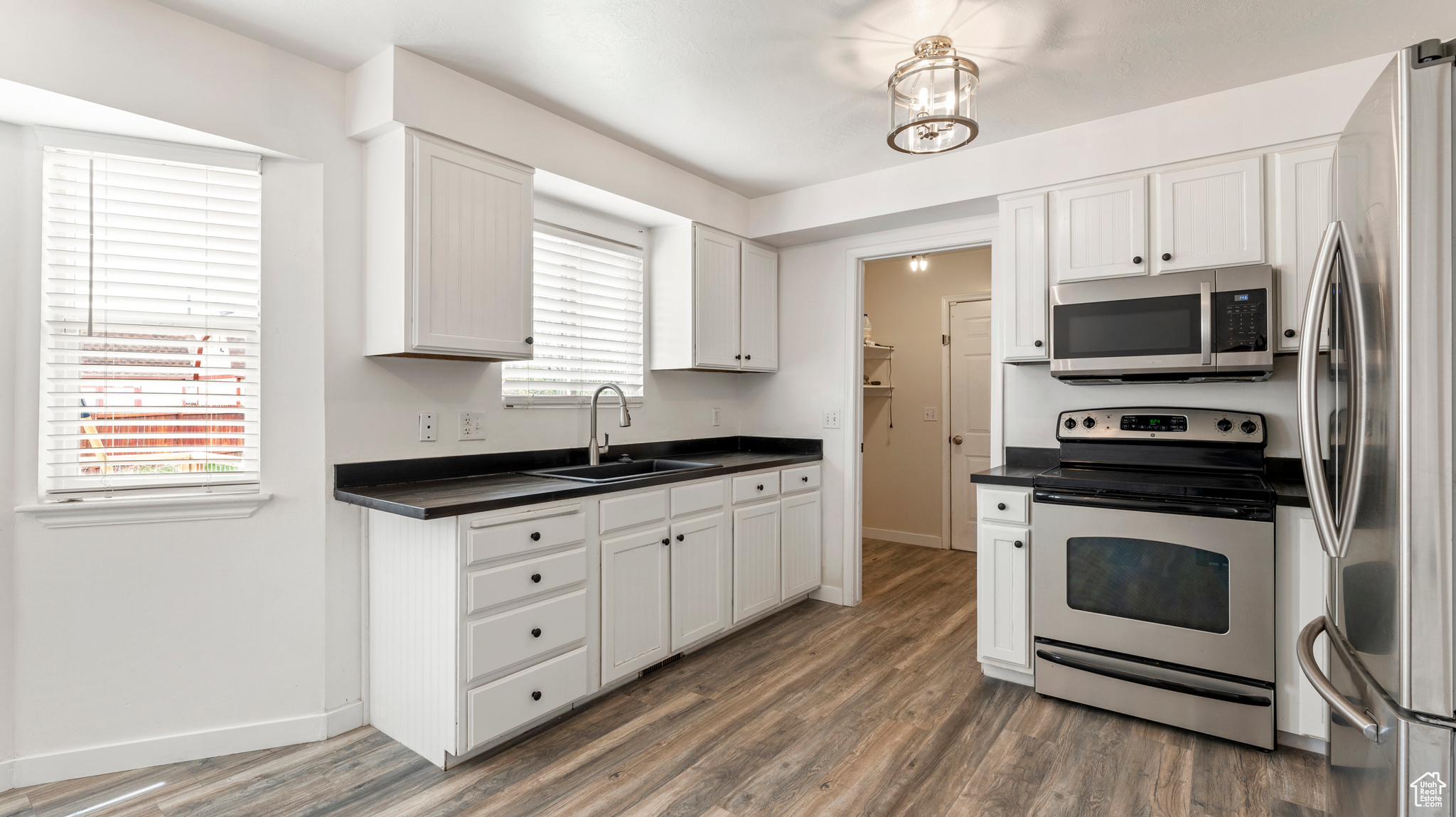 8768 S 3920, West Jordan, Utah image 15