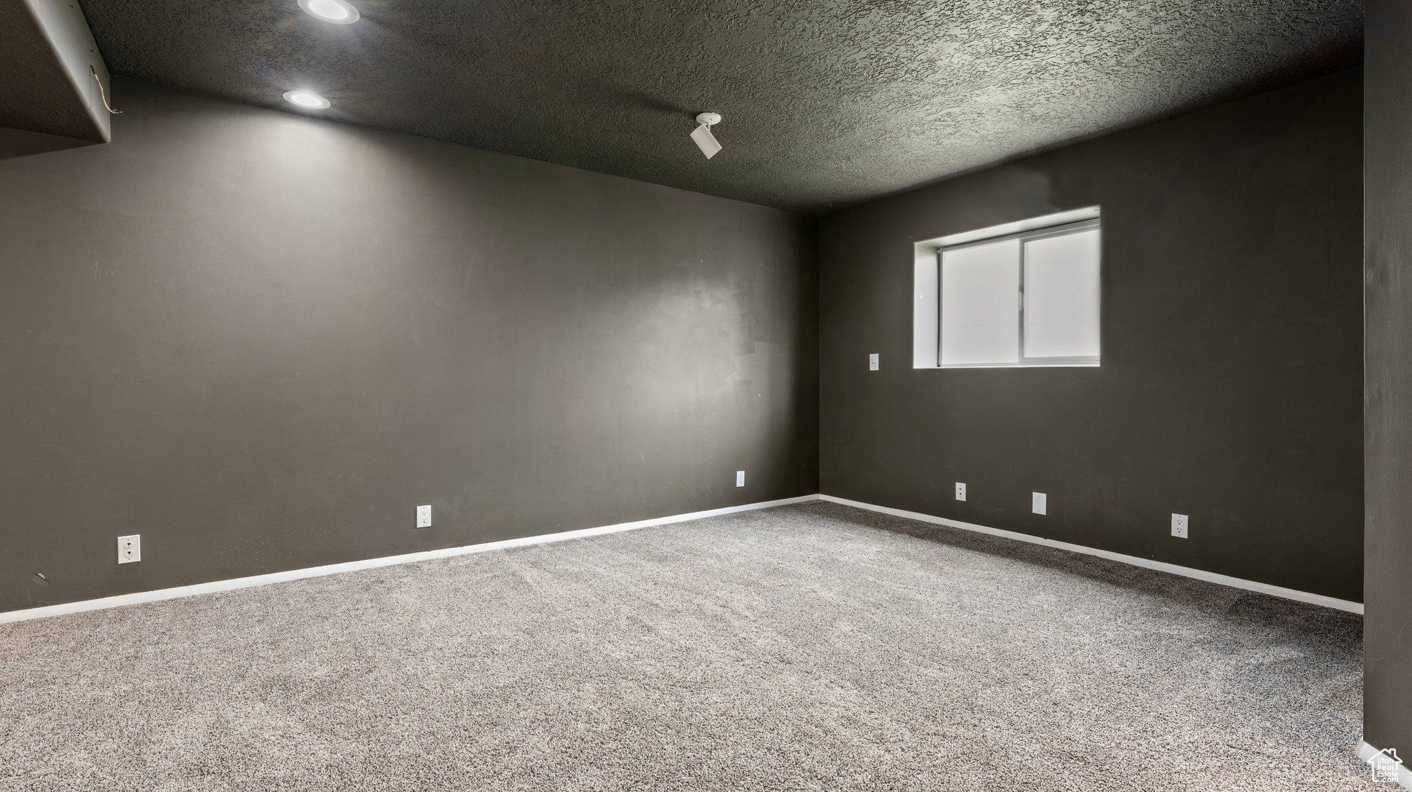8768 S 3920, West Jordan, Utah image 22