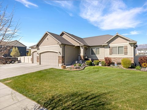 Tiny photo for 7787 N SECRETARIAT RD, Eagle Mountain, UT 84005 (MLS # 2148830)