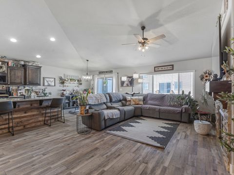 Tiny photo for 7787 N SECRETARIAT RD, Eagle Mountain, UT 84005 (MLS # 2148830)