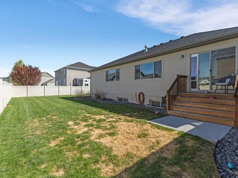 Tiny photo for 7787 N SECRETARIAT RD, Eagle Mountain, UT 84005 (MLS # 2148830)