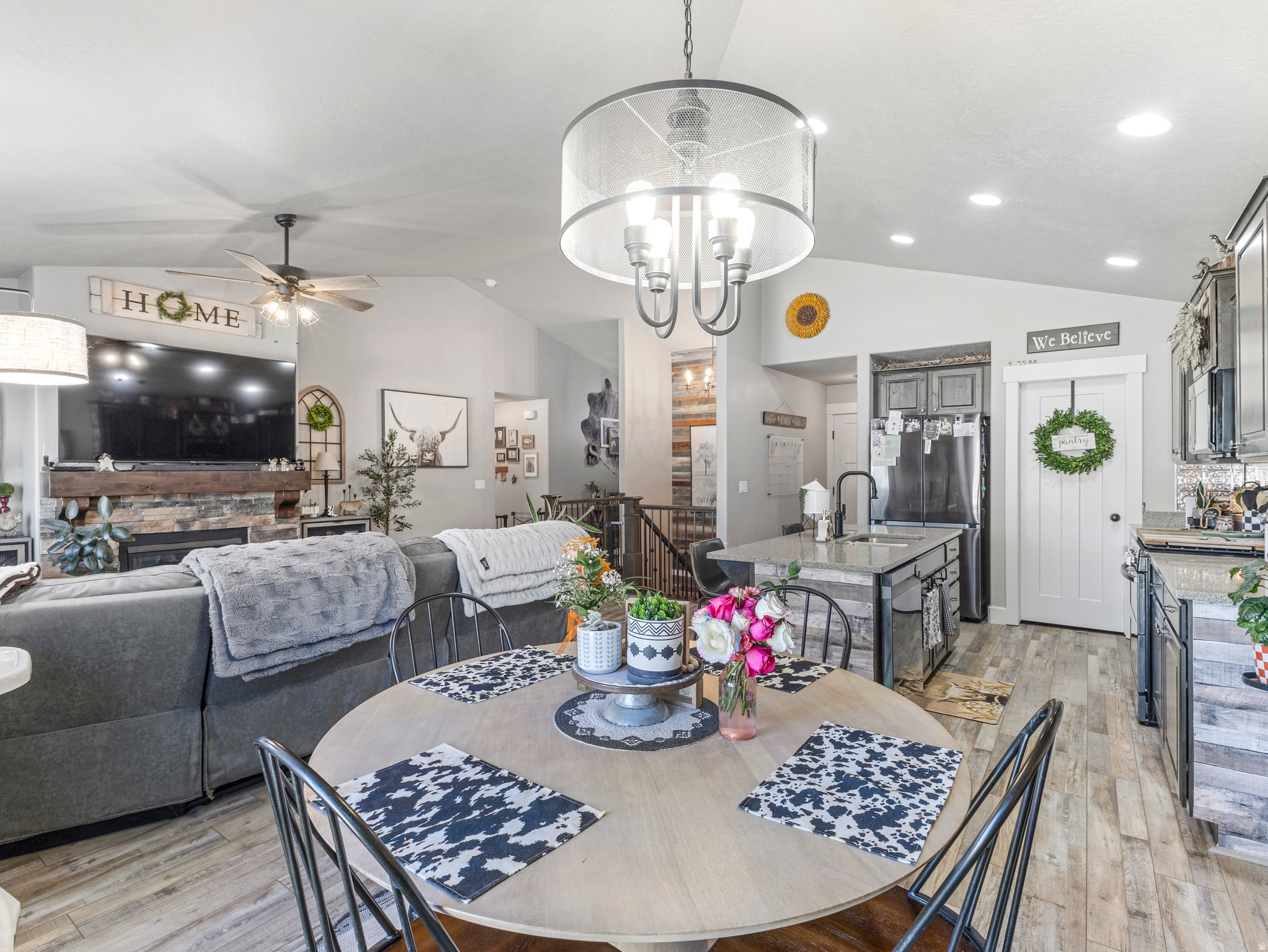 SUNSET RIDGE - Residential