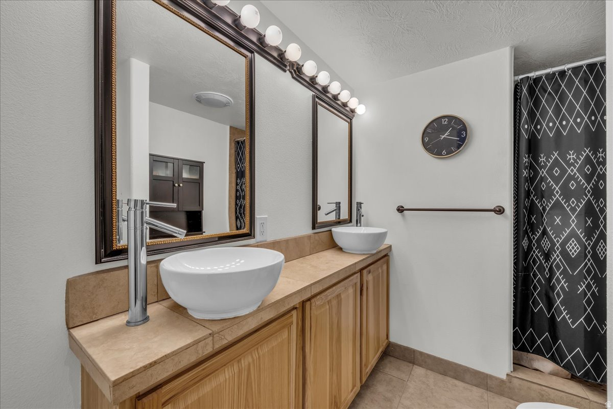 IVINS TOWN SRVY - Residential