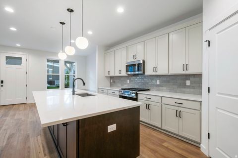 Tiny photo for 7027 W LAKE AVE, South Jordan, UT 84009 (MLS # 2140002)