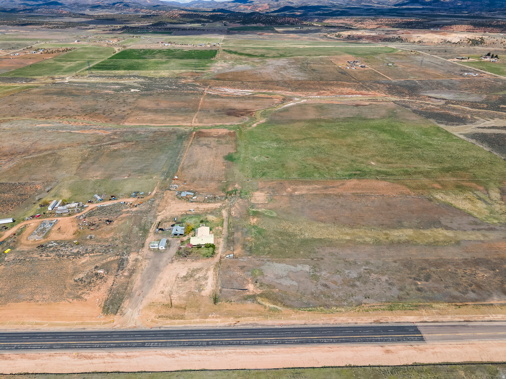 LYNN NIELSEN MINOR - Residential