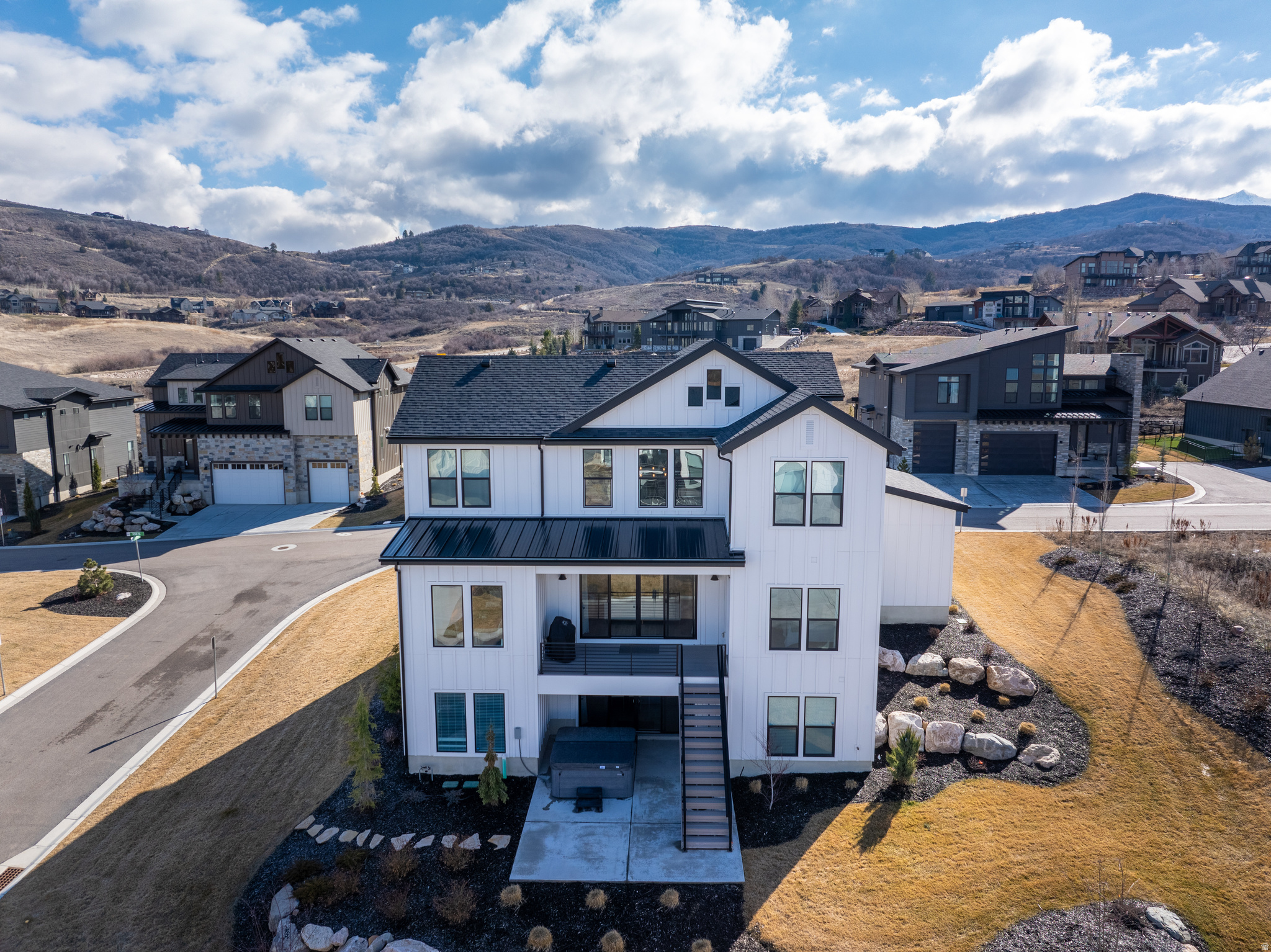 THE BASIN - Residential