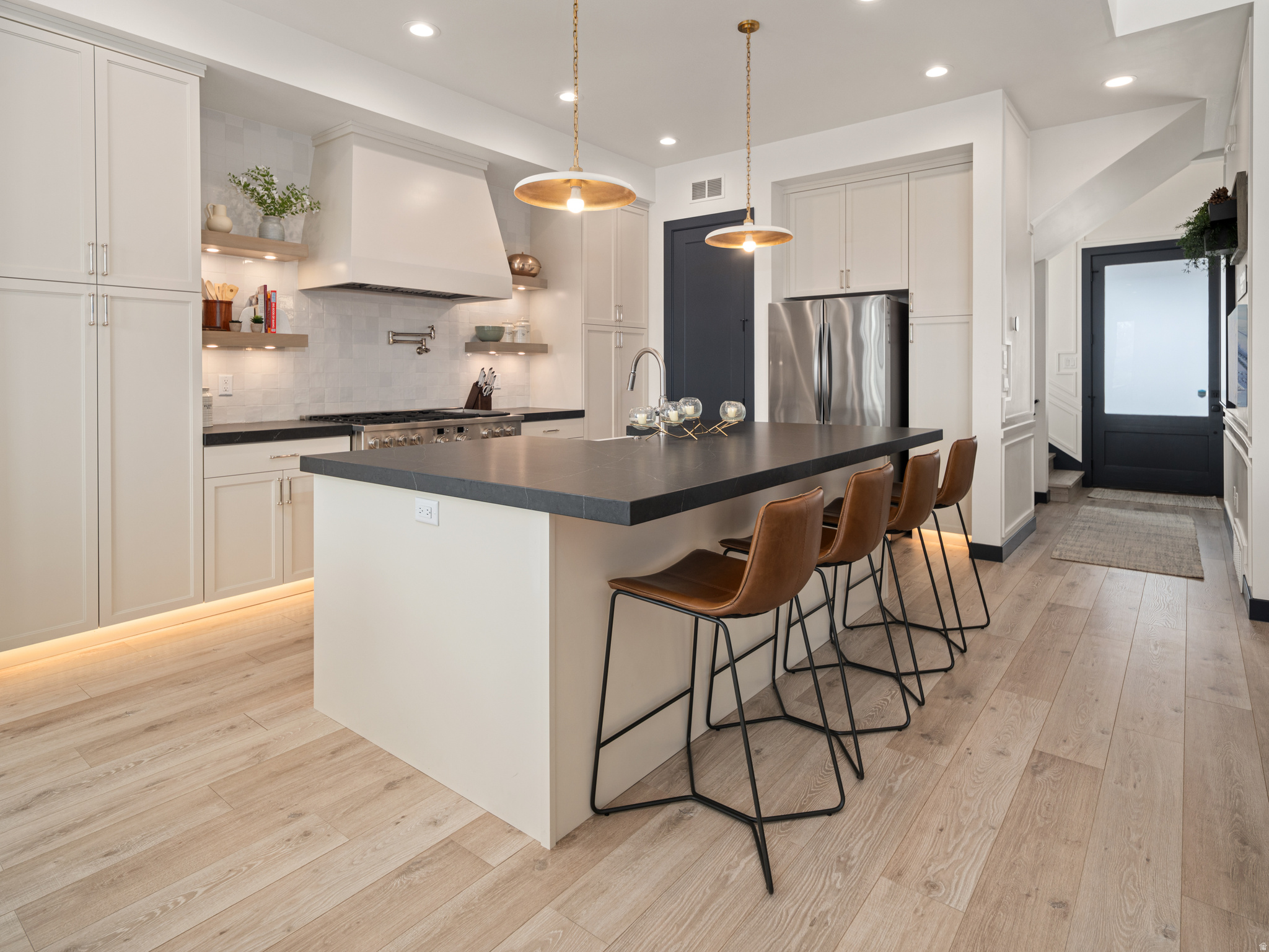 THE BASIN - Residential