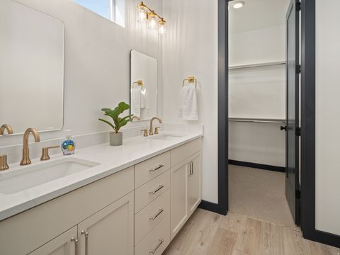 Tiny photo for 6372 E 950 S #6, Huntsville, UT 84317 (MLS # 2142156)