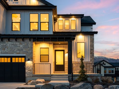 Tiny photo for 6372 E 950 S #6, Huntsville, UT 84317 (MLS # 2142156)