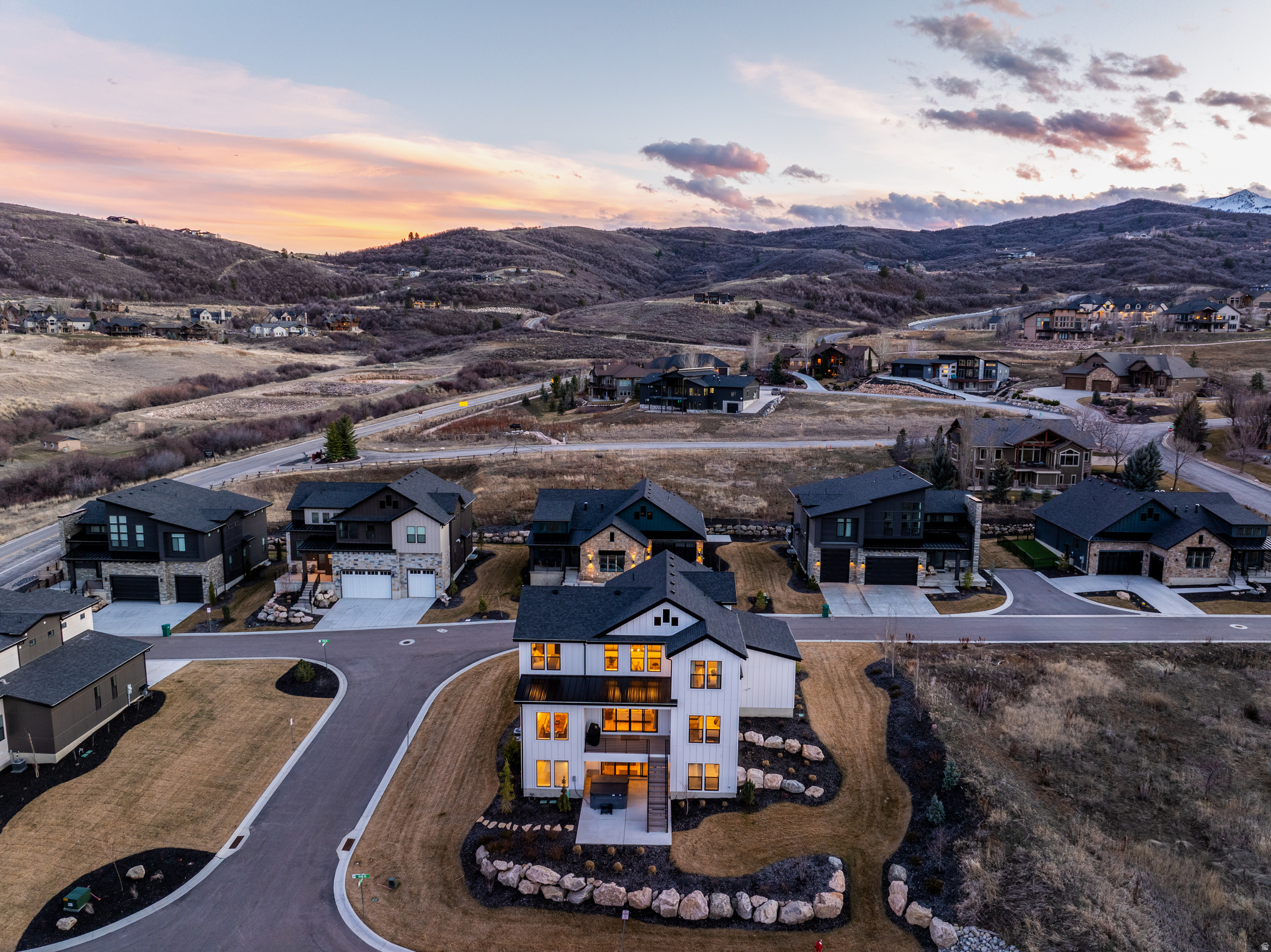 THE BASIN - Residential