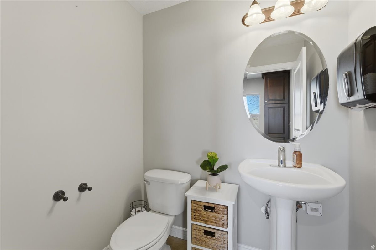 DAYBREAK - Residential