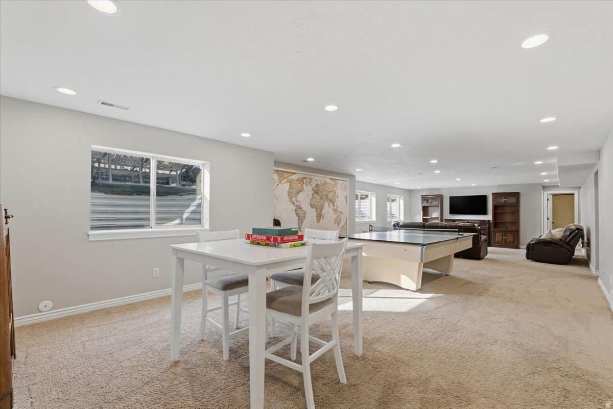 DAYBREAK - Residential