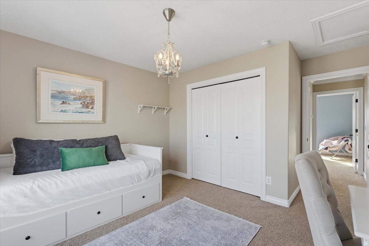 DAYBREAK - Residential