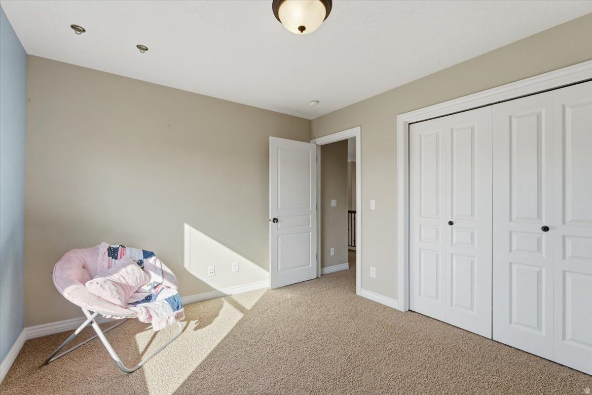 DAYBREAK - Residential