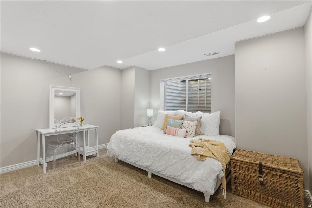 DAYBREAK - Residential