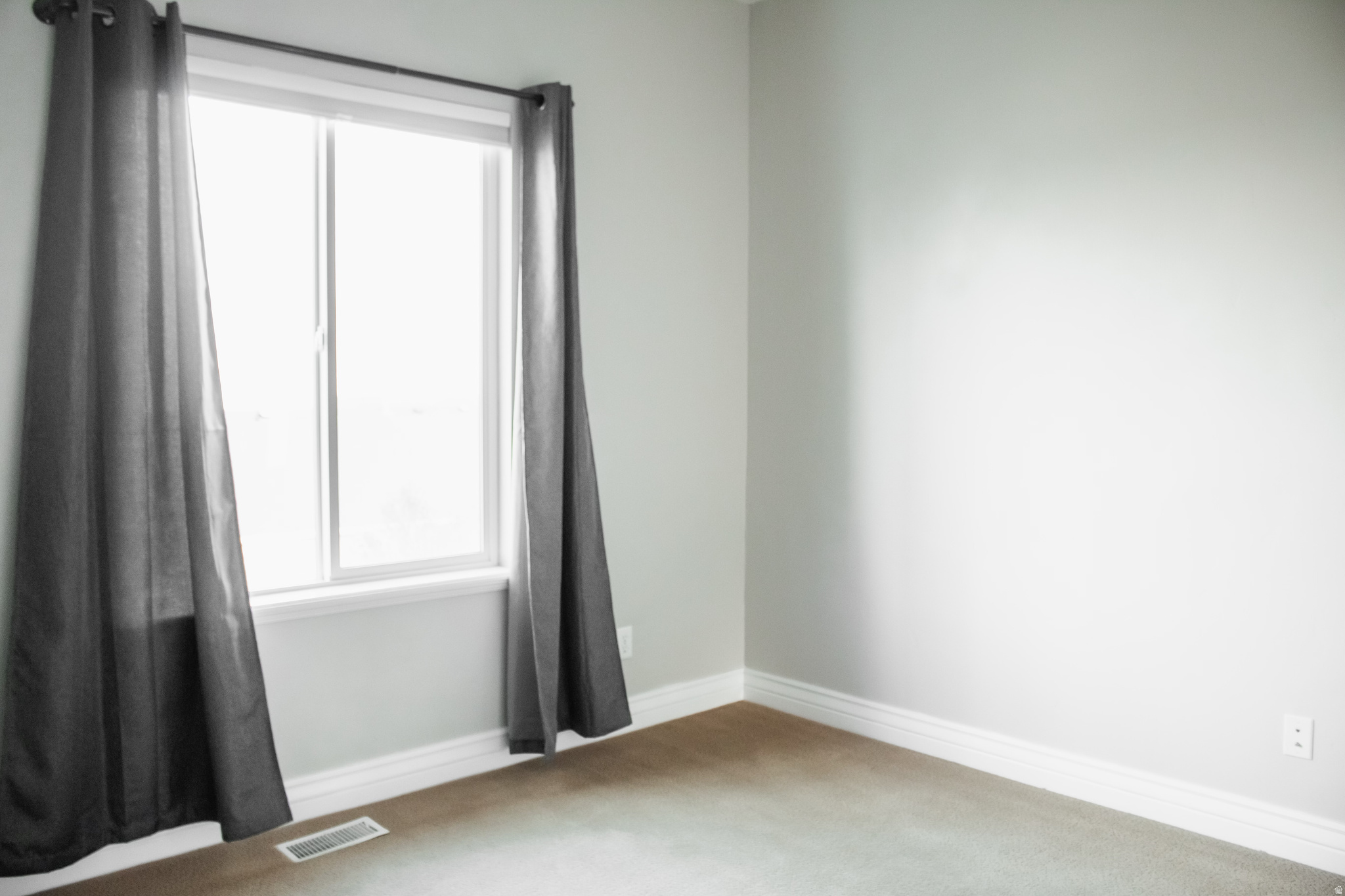 THE VILLAGE OF HAWKS - Residential