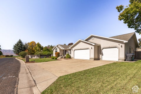 Tiny photo for 1143 E MOUNTAIN RD, Logan, UT 84321 (MLS # 2190116)