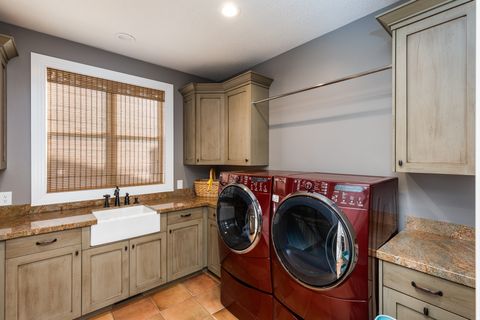 Tiny photo for 2751 E 4430 S, Holladay, UT 84124 (MLS # 2148606)